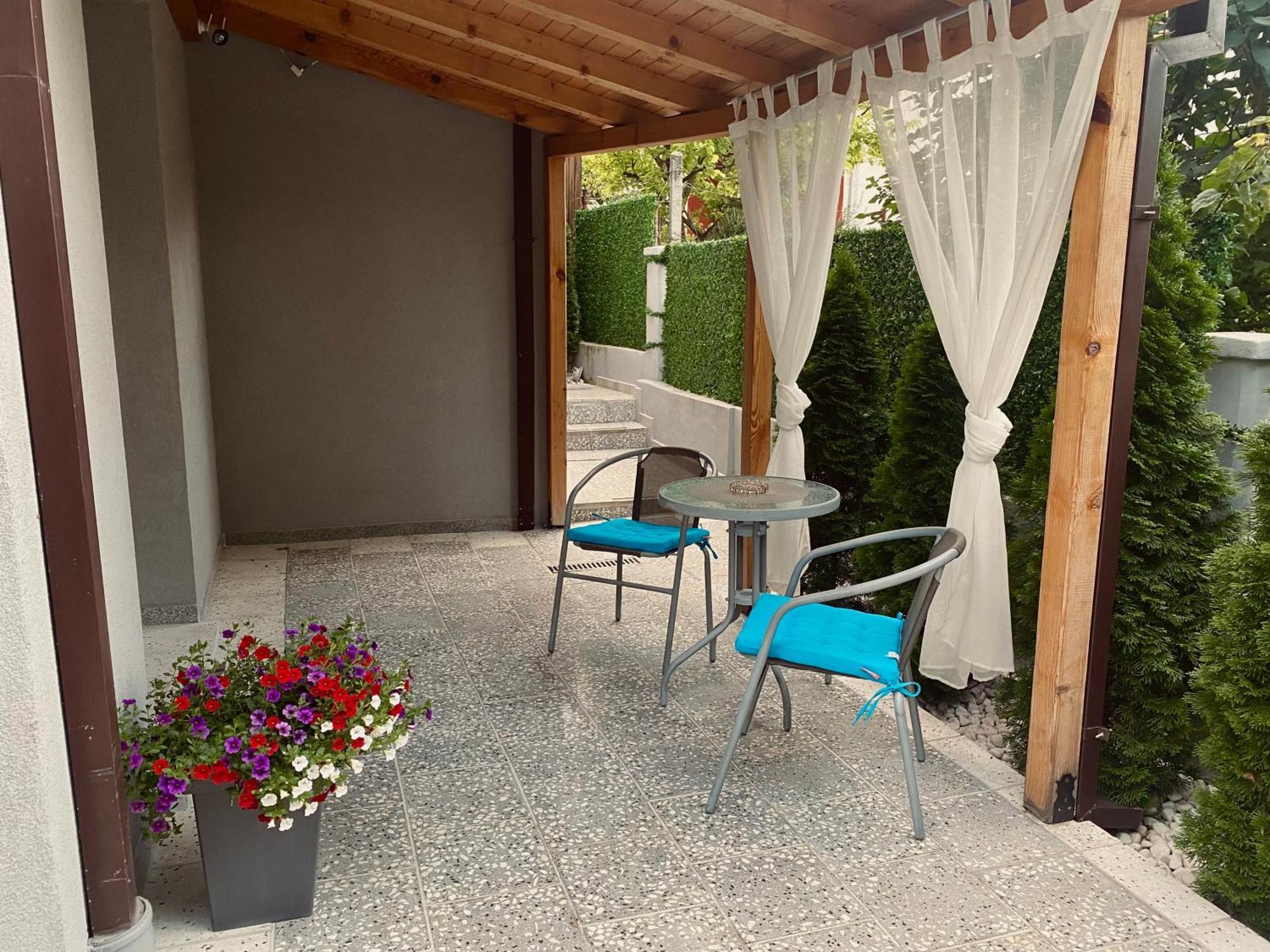 קומאנובו Greenhill Apartments מראה חיצוני תמונה